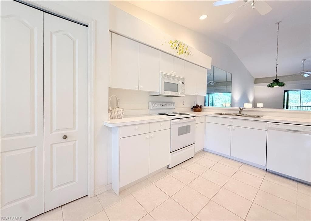 8355 Heritage Links Ct 1624, Naples, FL 34112-4