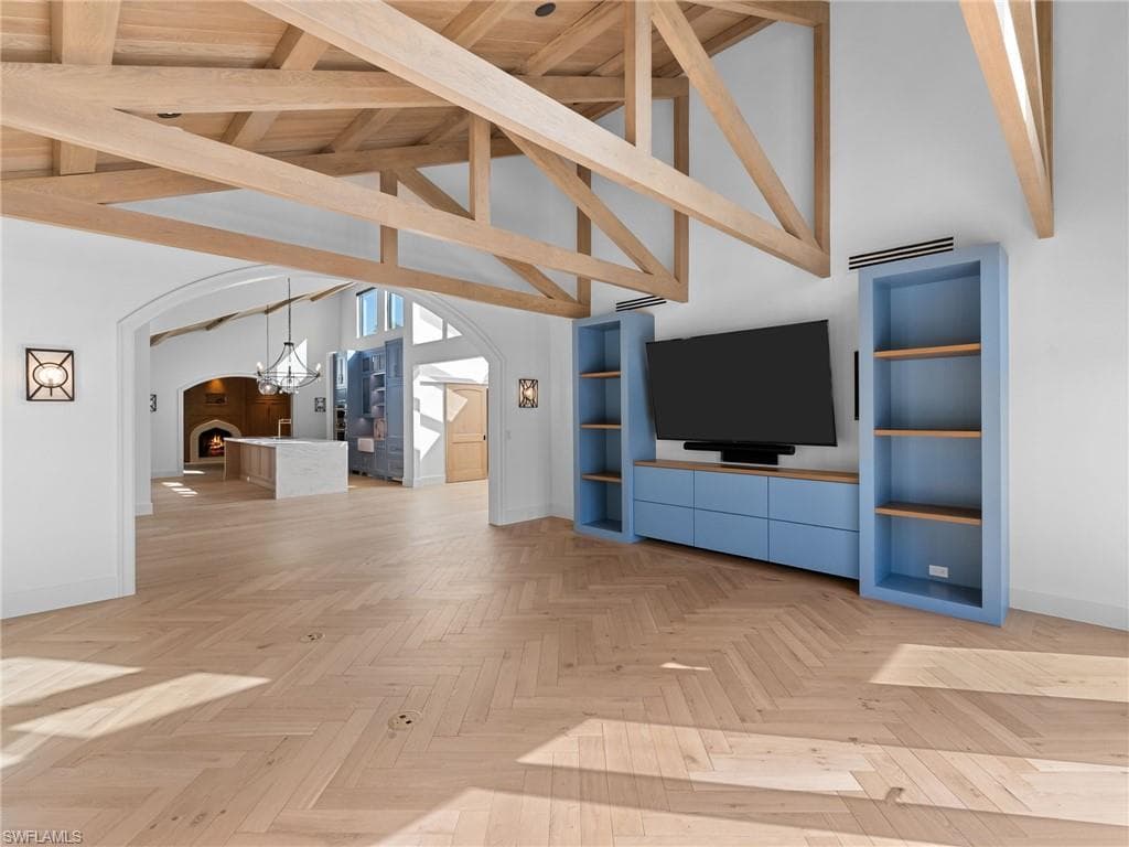 572 Tierra Mar Ln 19, Naples, FL 34108-8