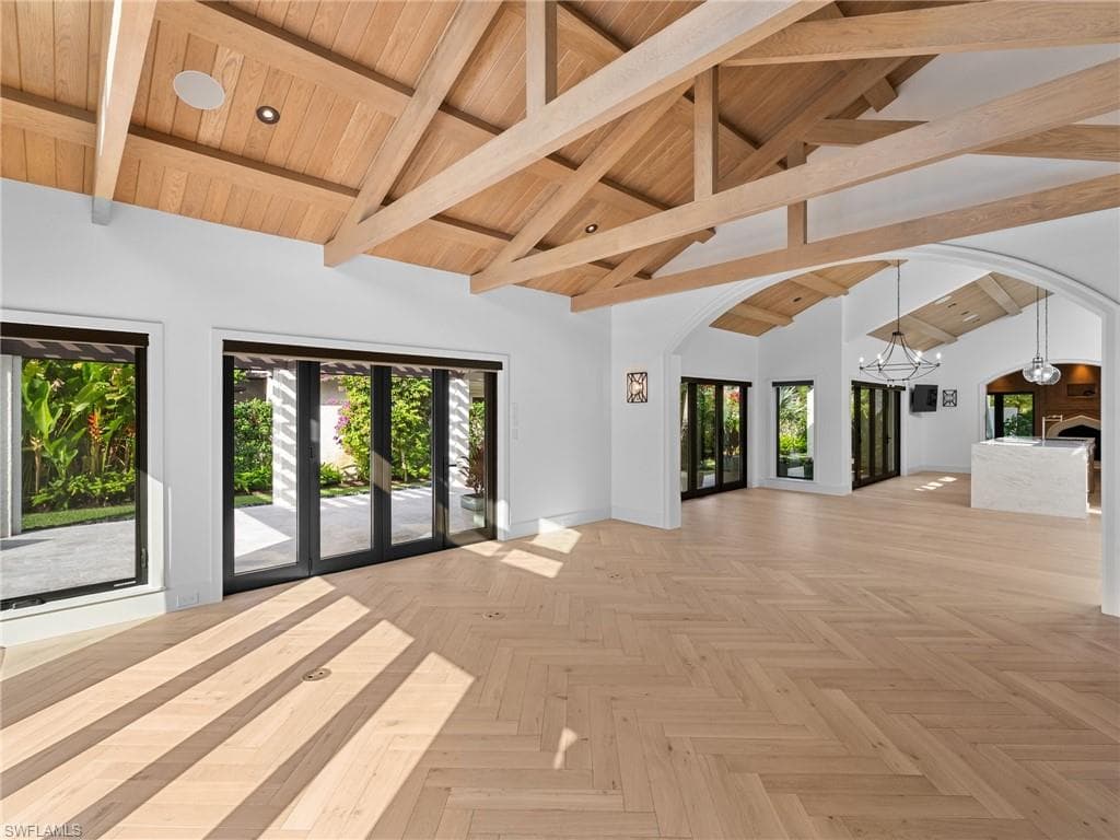 572 Tierra Mar Ln 19, Naples, FL 34108-16