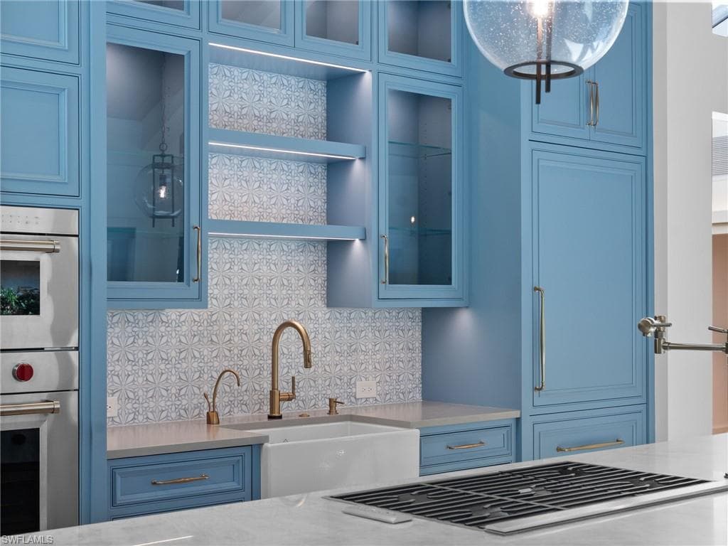 572 Tierra Mar Ln 19, Naples, FL 34108-18