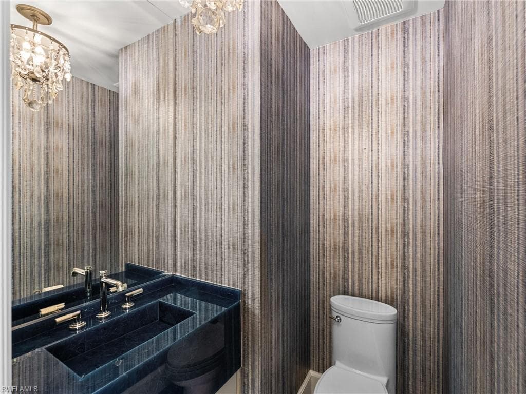 572 Tierra Mar Ln 19, Naples, FL 34108-19