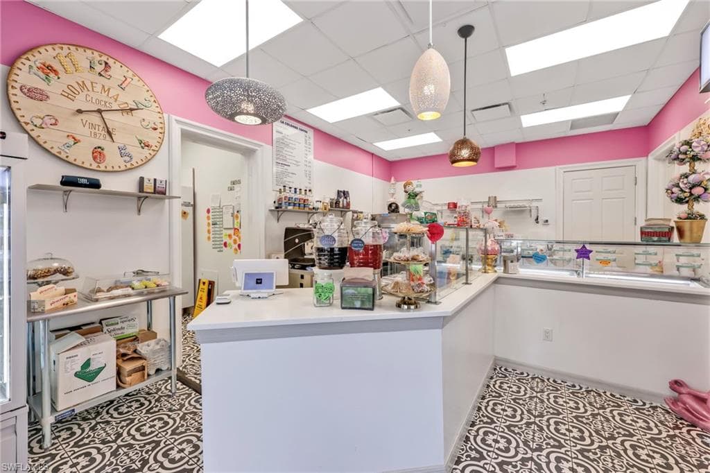 7689 Novara Ct, Naples, FL 34114-25