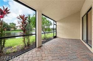 7415 Bristol Cir, Naples, FL 34120-2