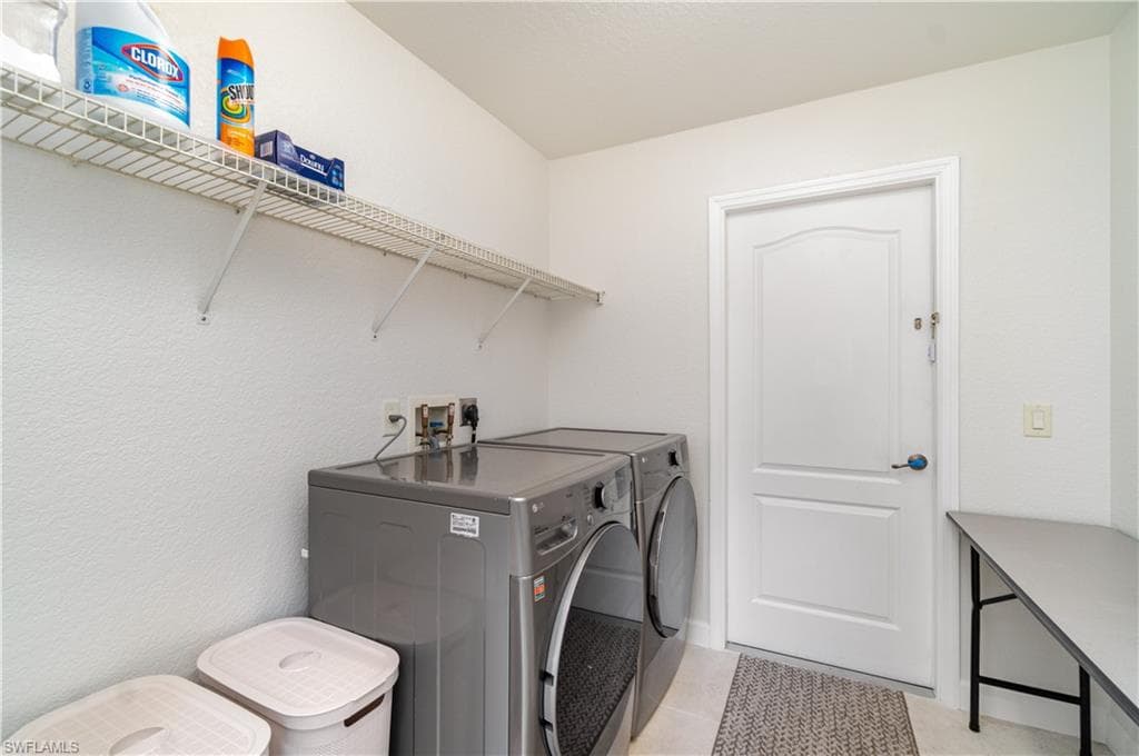 4186 Yucatan Cir, Port Charlotte, FL 33948-22