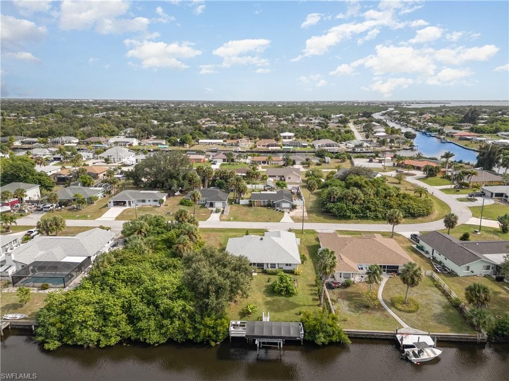 4186 Yucatan Cir, Port Charlotte, FL 33948-33