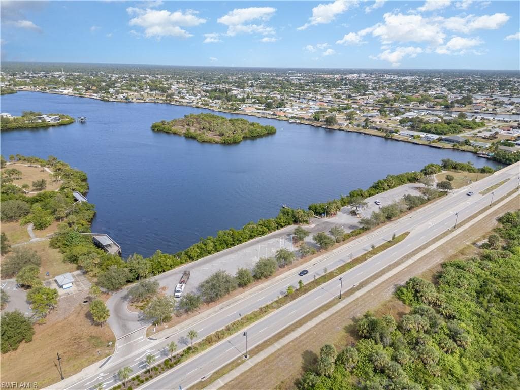 4186 Yucatan Cir, Port Charlotte, FL 33948-36