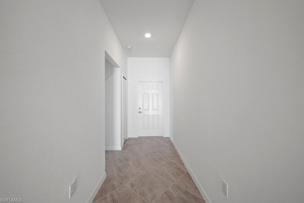 174 Pembroke St, Lehigh Acres, FL 33974-2