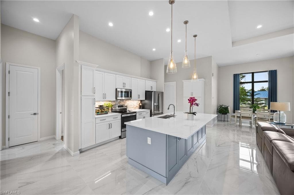 27025 Belle Rio Dr, Bonita Springs, FL 34135-8