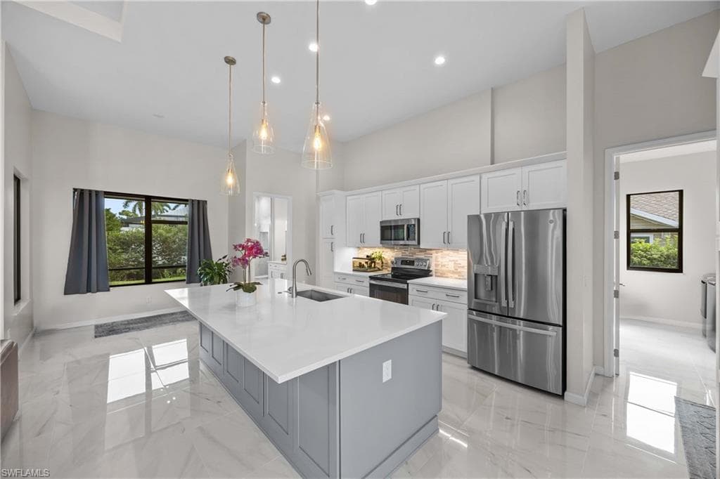 27025 Belle Rio Dr, Bonita Springs, FL 34135-9