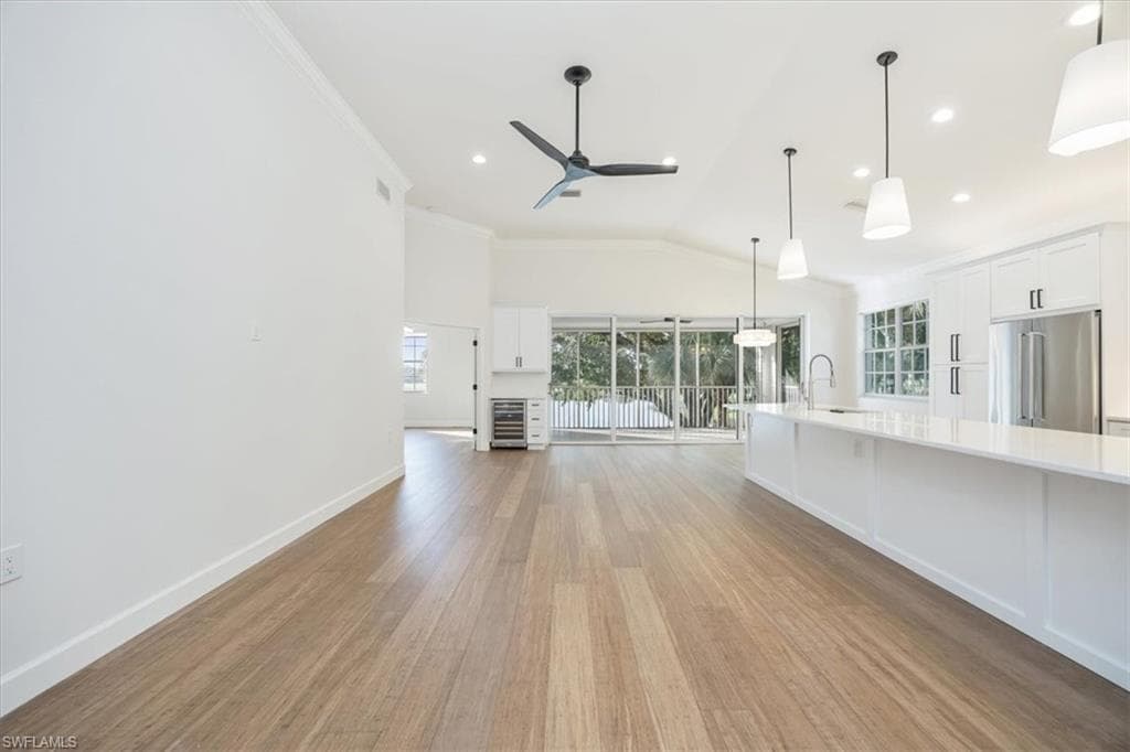 9151 Palmetto Ridge Dr 202, Estero, FL 34135-4