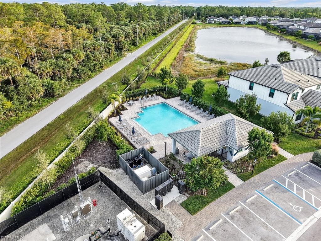 10491 Ventana Ln, Naples, FL 34120-31