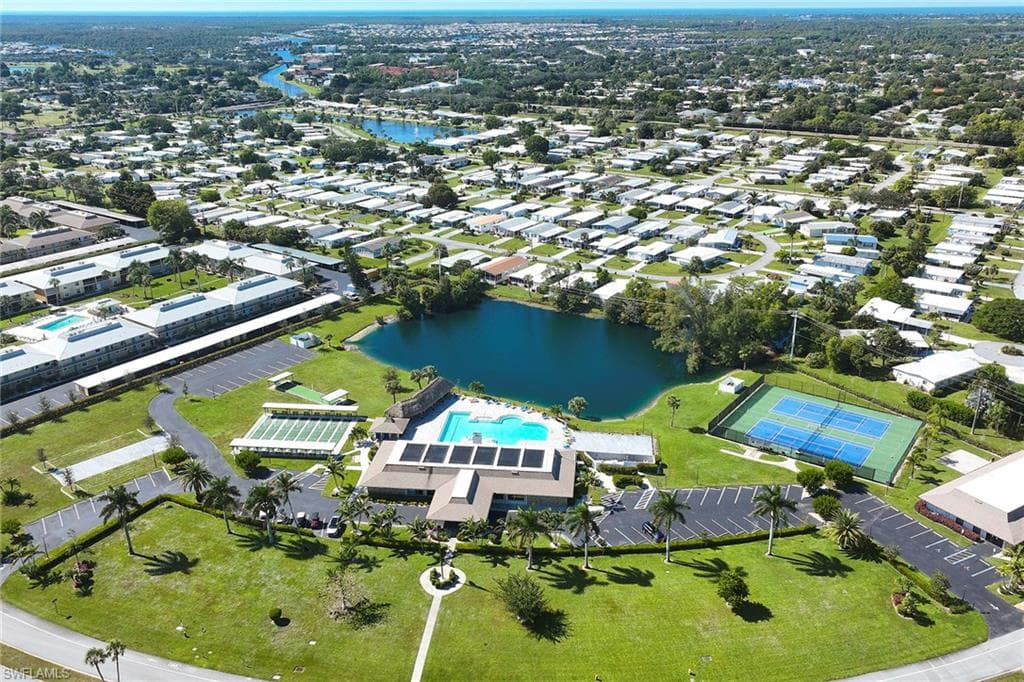 214 Marseille Dr, Naples, FL 34112-20