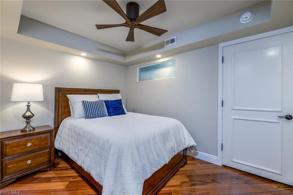 4901 Gulf Shore Blvd N 1203, Naples, FL 34103-21