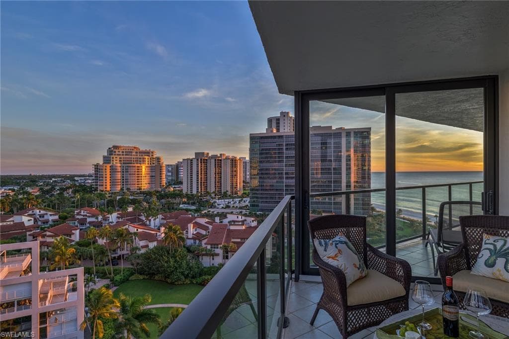 4901 Gulf Shore Blvd N 1203, Naples, FL 34103-24