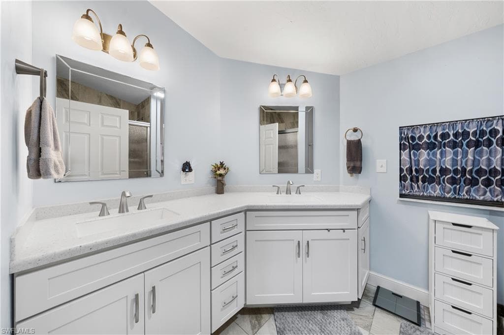 26821 Sammoset Way, Bonita Springs, FL 34135-23