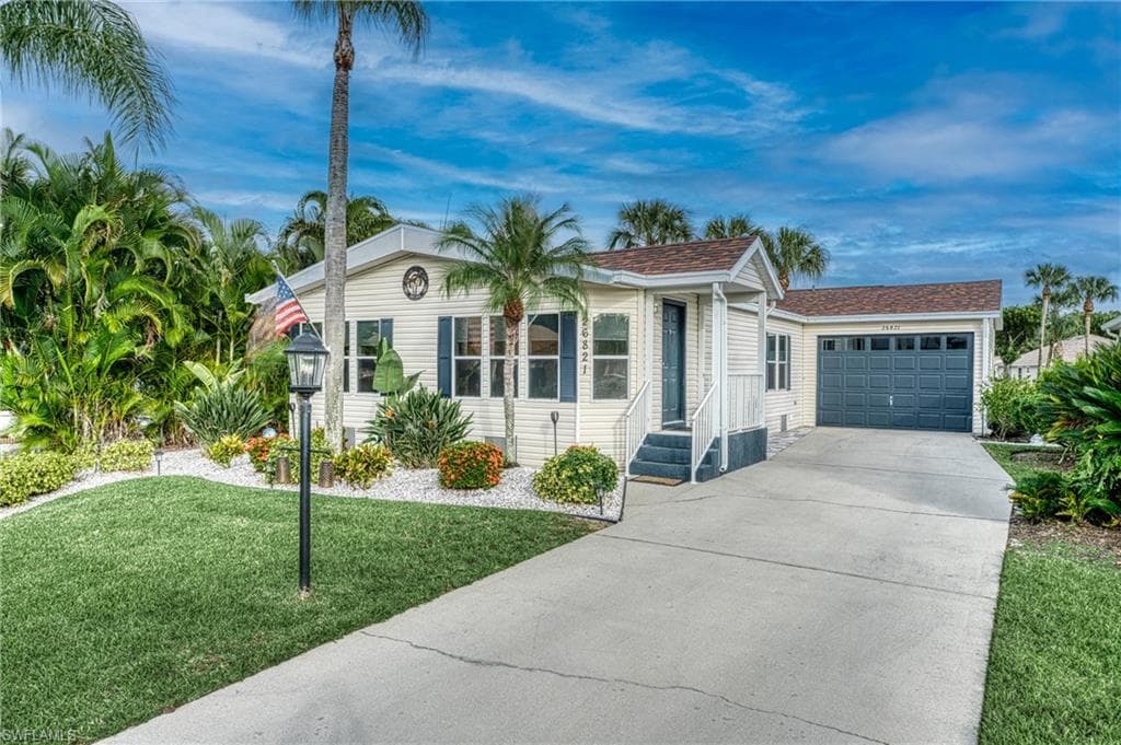 26821 Sammoset Way, Bonita Springs, FL 34135-33