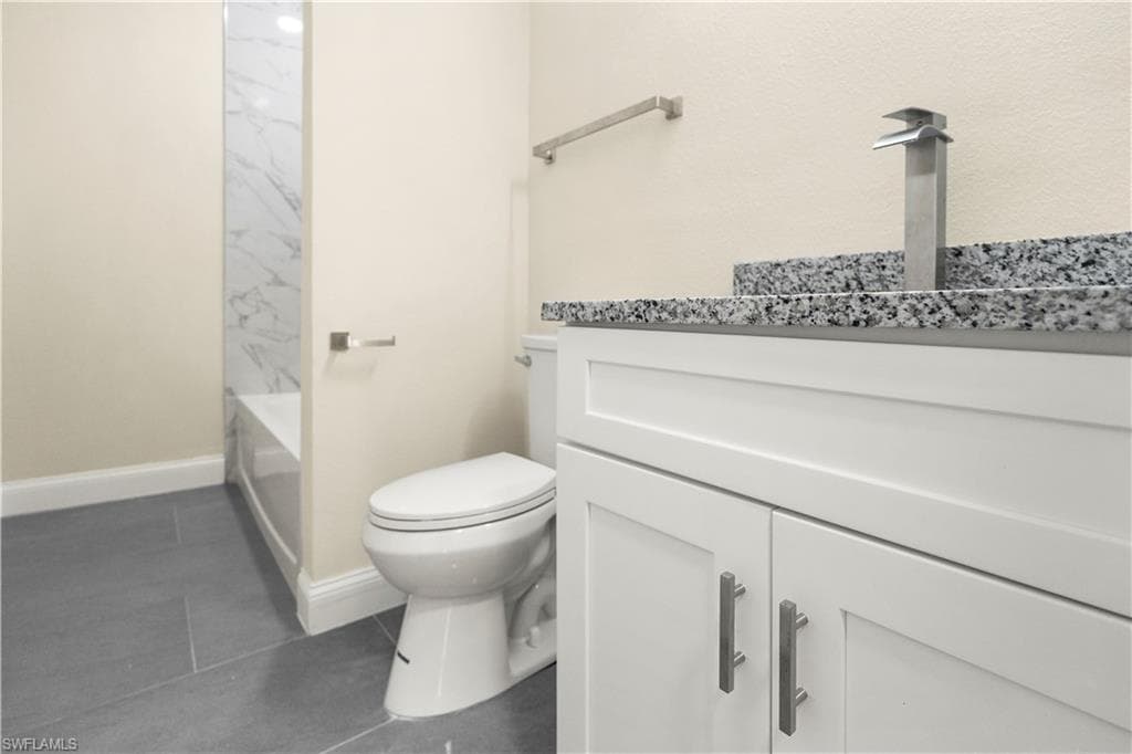 1043 Albert Ave, Lehigh Acres, fl 33971-30