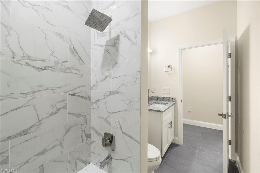 1043 Albert Ave, Lehigh Acres, fl 33971-31