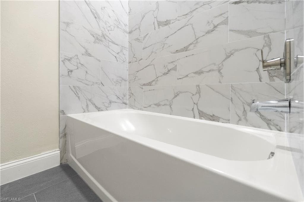 1043 Albert Ave, Lehigh Acres, fl 33971-32