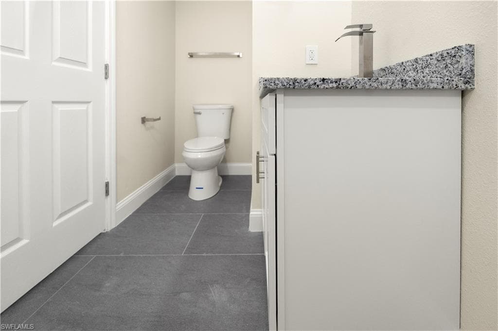 1043 Albert Ave, Lehigh Acres, fl 33971-38