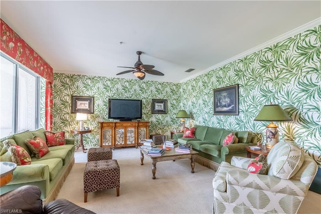 1540 Clermont Dr F204, Naples, FL 34109-8