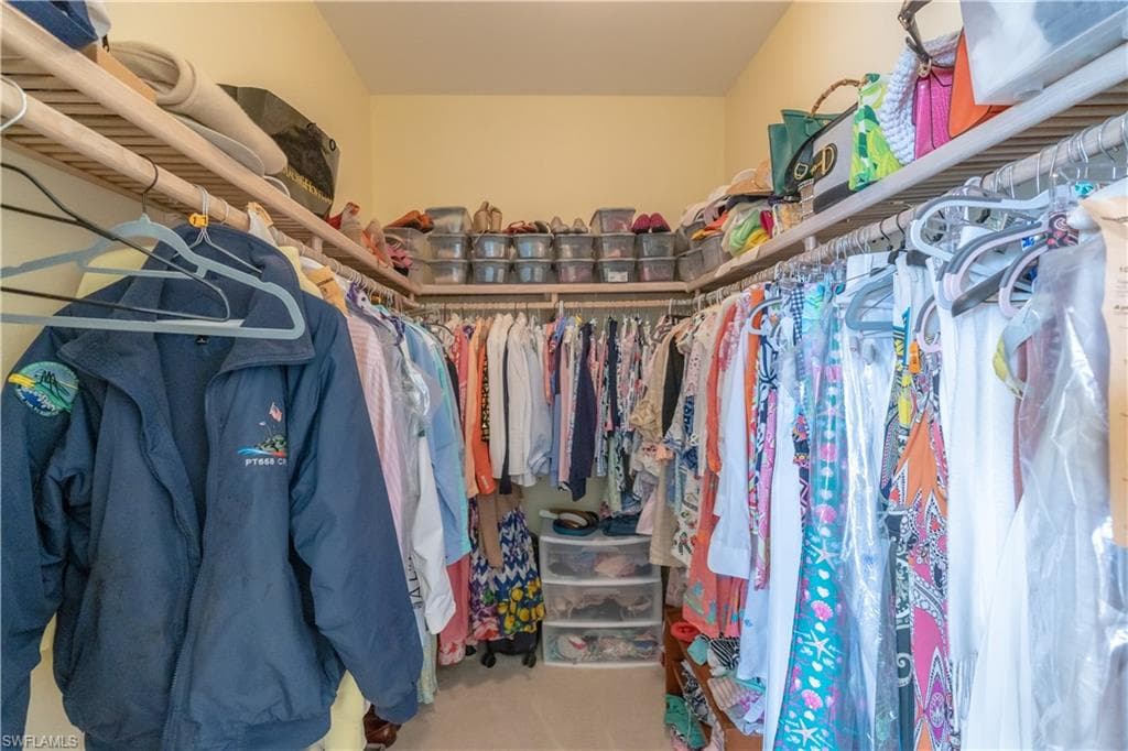 1540 Clermont Dr F204, Naples, FL 34109-17