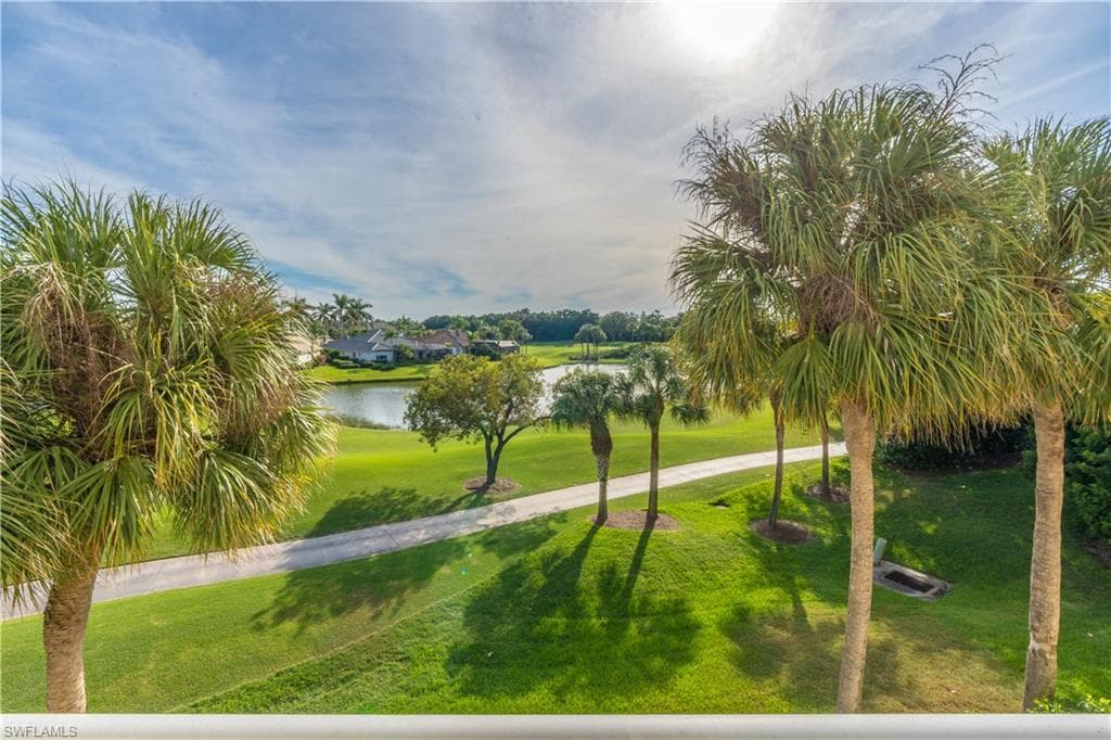 1540 Clermont Dr F204, Naples, FL 34109-24