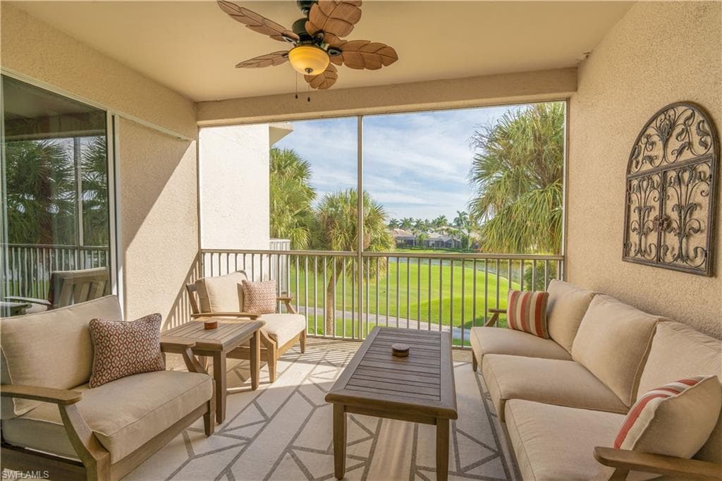 1540 Clermont Dr F204, Naples, FL 34109-2
