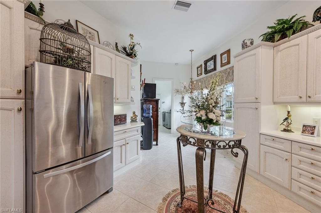 8469 Mallards Way, Naples, FL 34114-11