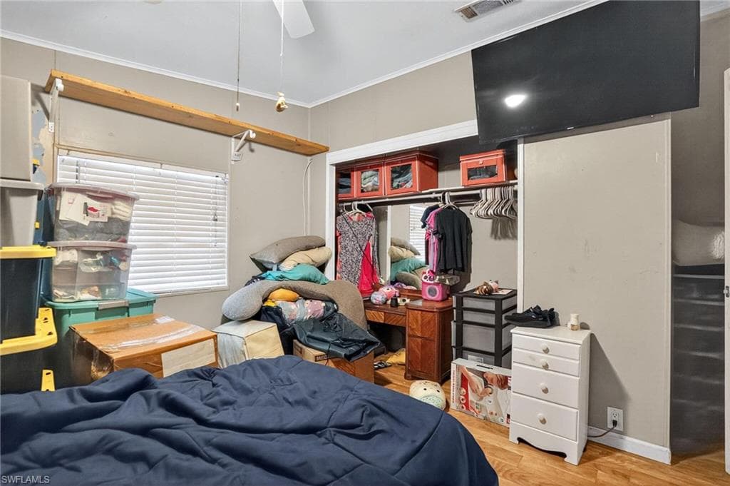 7580 Marx Dr, North Fort Myers, FL 33917-22