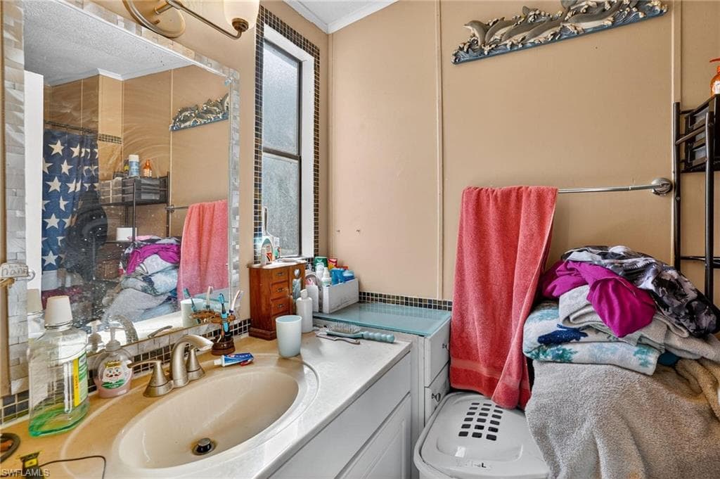 7580 Marx Dr, North Fort Myers, FL 33917-23