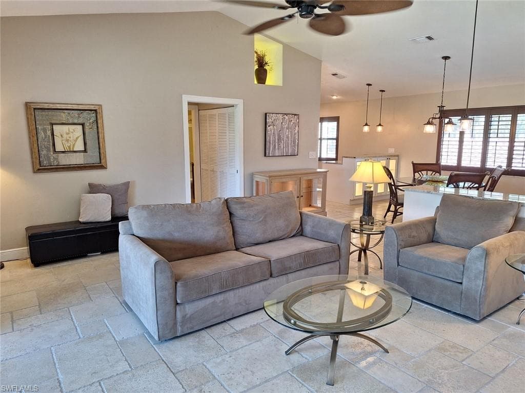 193 Albi Rd 6, Naples, FL 34112-1