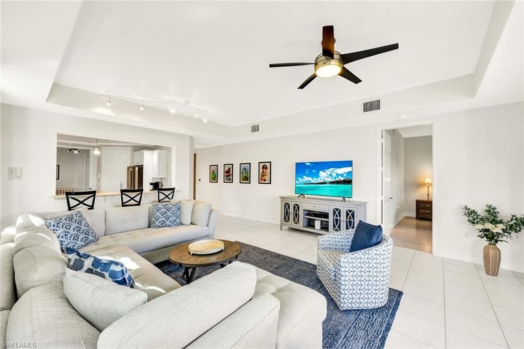 5994 Trophy Dr 1202, Naples, FL 34110-11