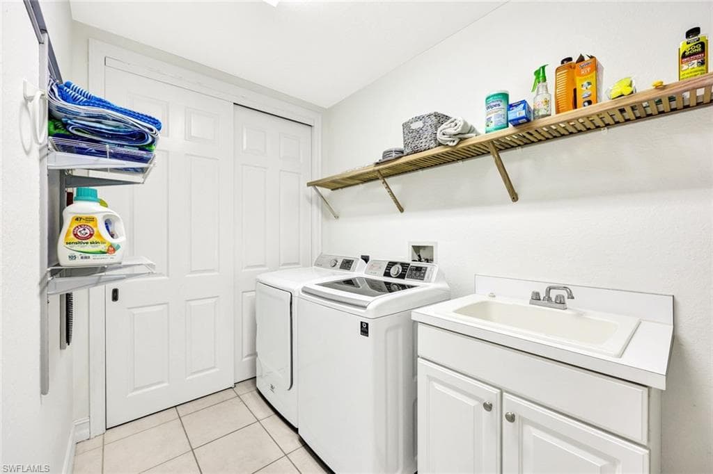 5994 Trophy Dr 1202, Naples, FL 34110-21