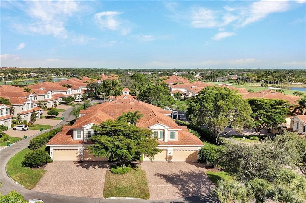 5994 Trophy Dr 1202, Naples, FL 34110-31