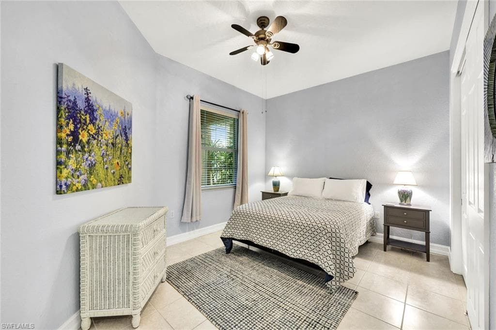 5994 Trophy Dr 1202, Naples, FL 34110-7