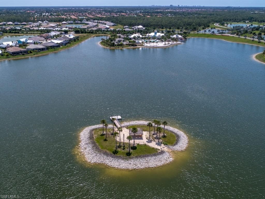 14567 Topsail Dr, Naples, FL 34114-44