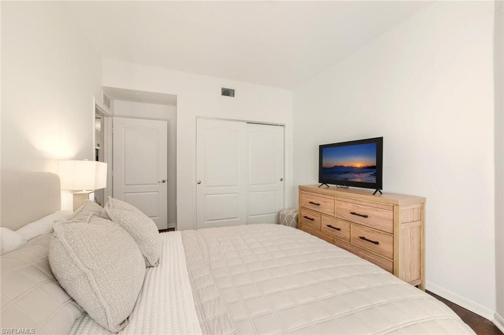 1285 Sweetwater Cv 2101, Naples, FL 34110-33