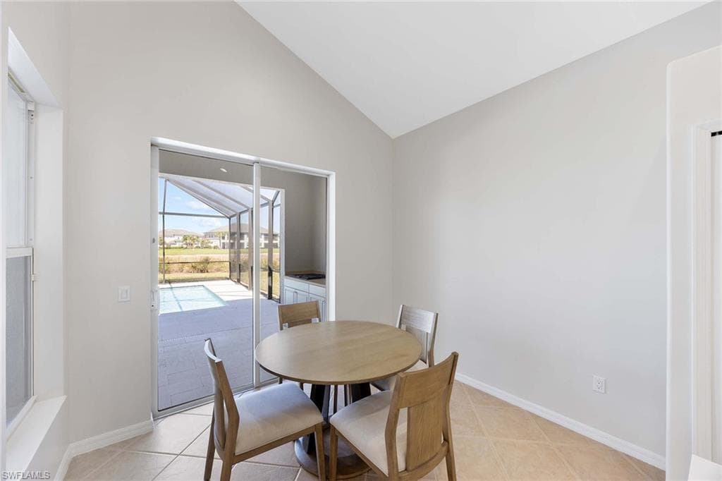 11845 Bramble Ct, Naples, FL 34120-10