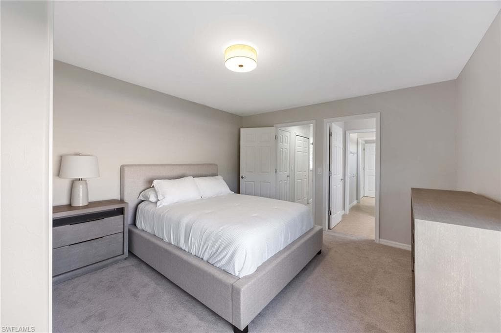 11845 Bramble Ct, Naples, FL 34120-20