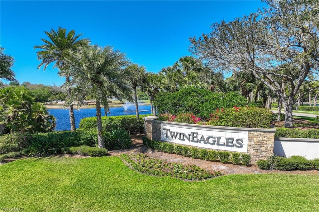 11845 Bramble Ct, Naples, FL 34120-43