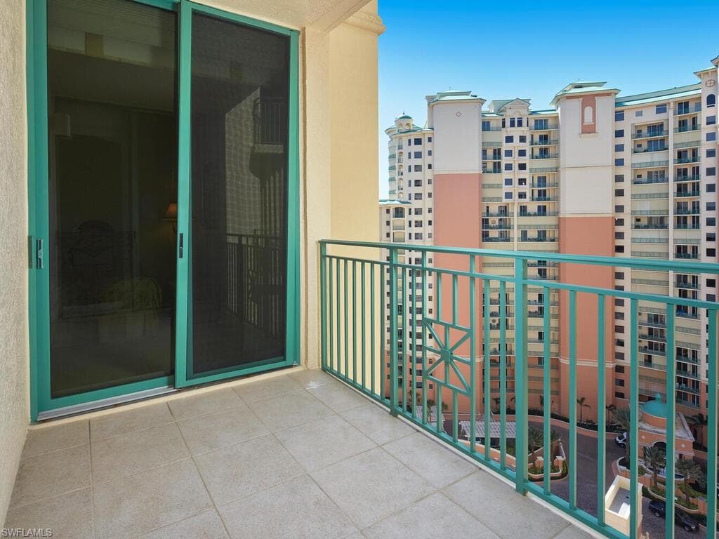 960 Cape Marco Dr 1702, Marco Island, FL 34145-26