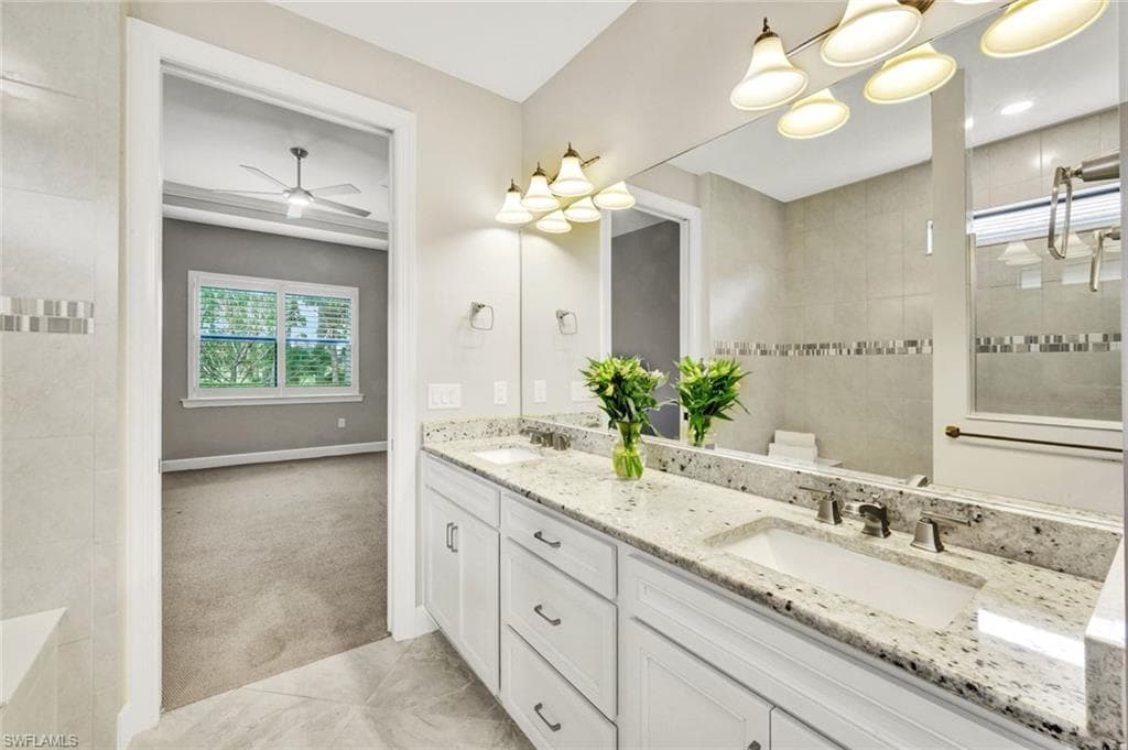 9350 Greyhawk Trl, Naples, FL 34120-14