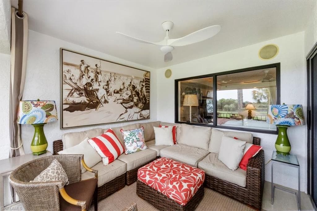 107 Clubhouse Ln 391, Naples, FL 34105-23