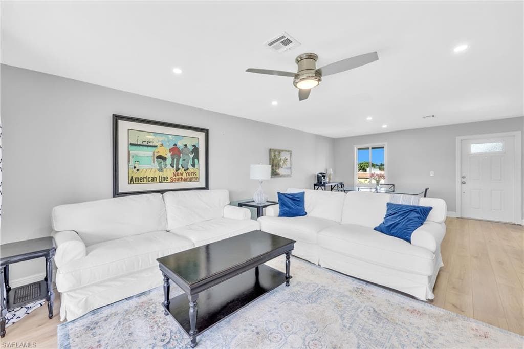 138 Teryl Rd 4-2, Naples, FL 34112-8