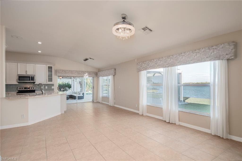 2250 Grove Dr, Naples, FL 34120-14