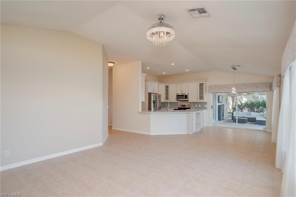 2250 Grove Dr, Naples, FL 34120-15