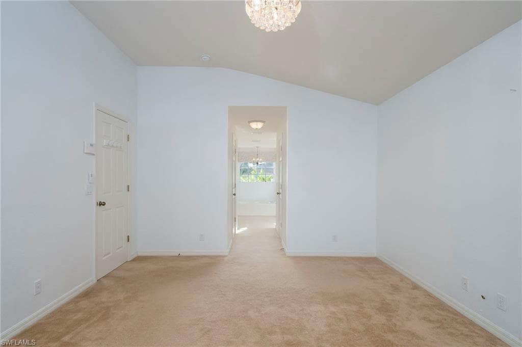 2250 Grove Dr, Naples, FL 34120-19