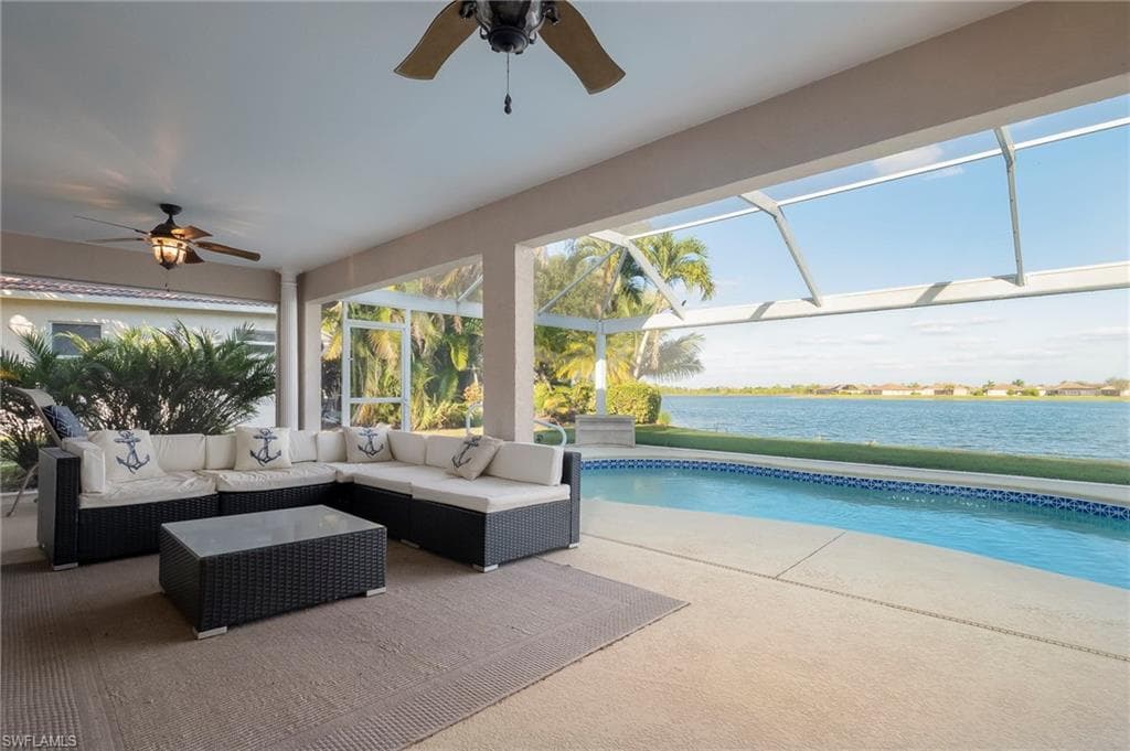 2250 Grove Dr, Naples, FL 34120-29