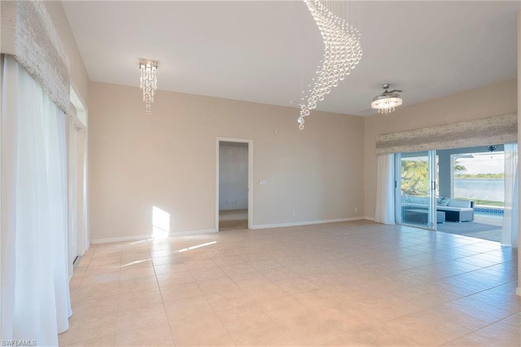 2250 Grove Dr, Naples, FL 34120-4